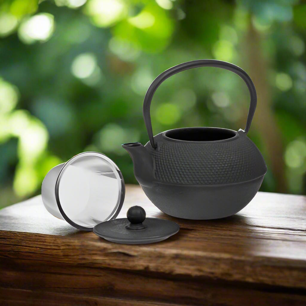 Meitan - black cast iron teapot 1.1 l